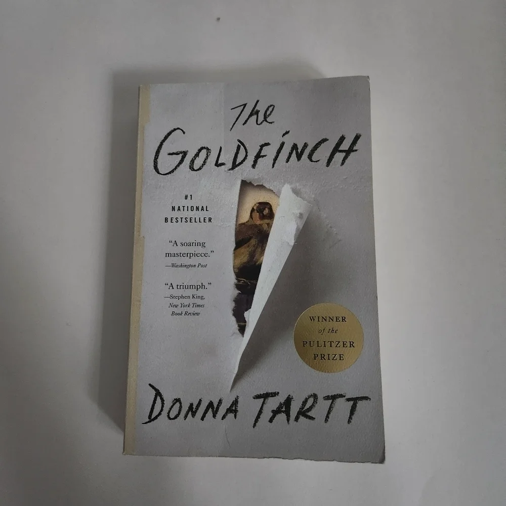 DONNA TART the Goldfinch soft cover book